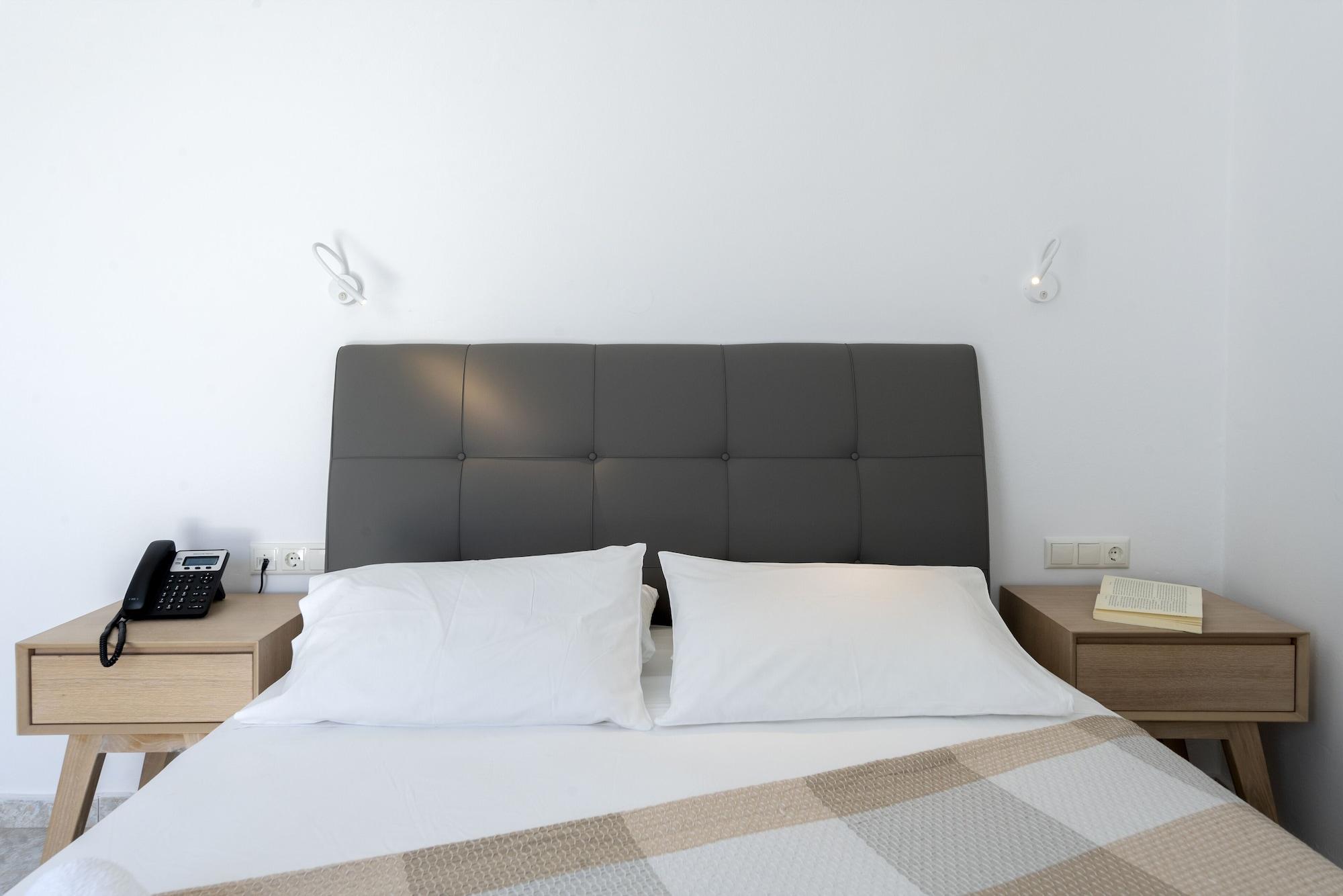 Galinos Hotel For Adults Only Paro Esterno foto