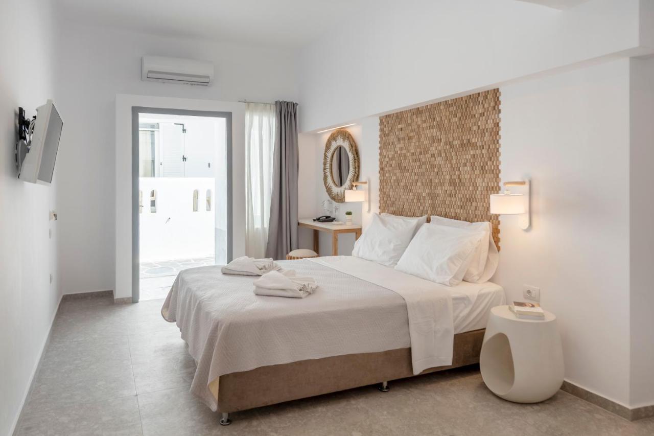 Galinos Hotel For Adults Only Paro Esterno foto
