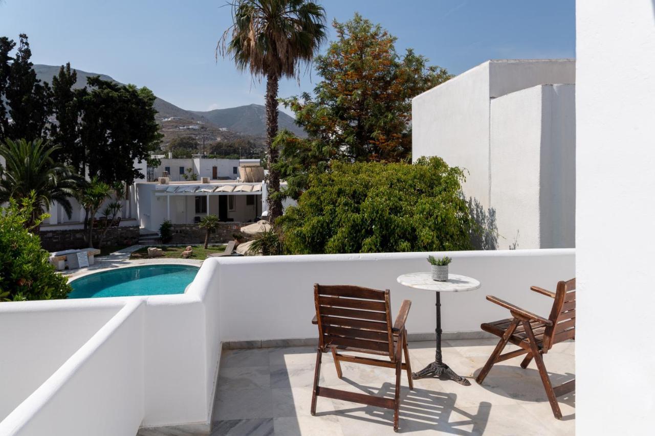 Galinos Hotel For Adults Only Paro Esterno foto