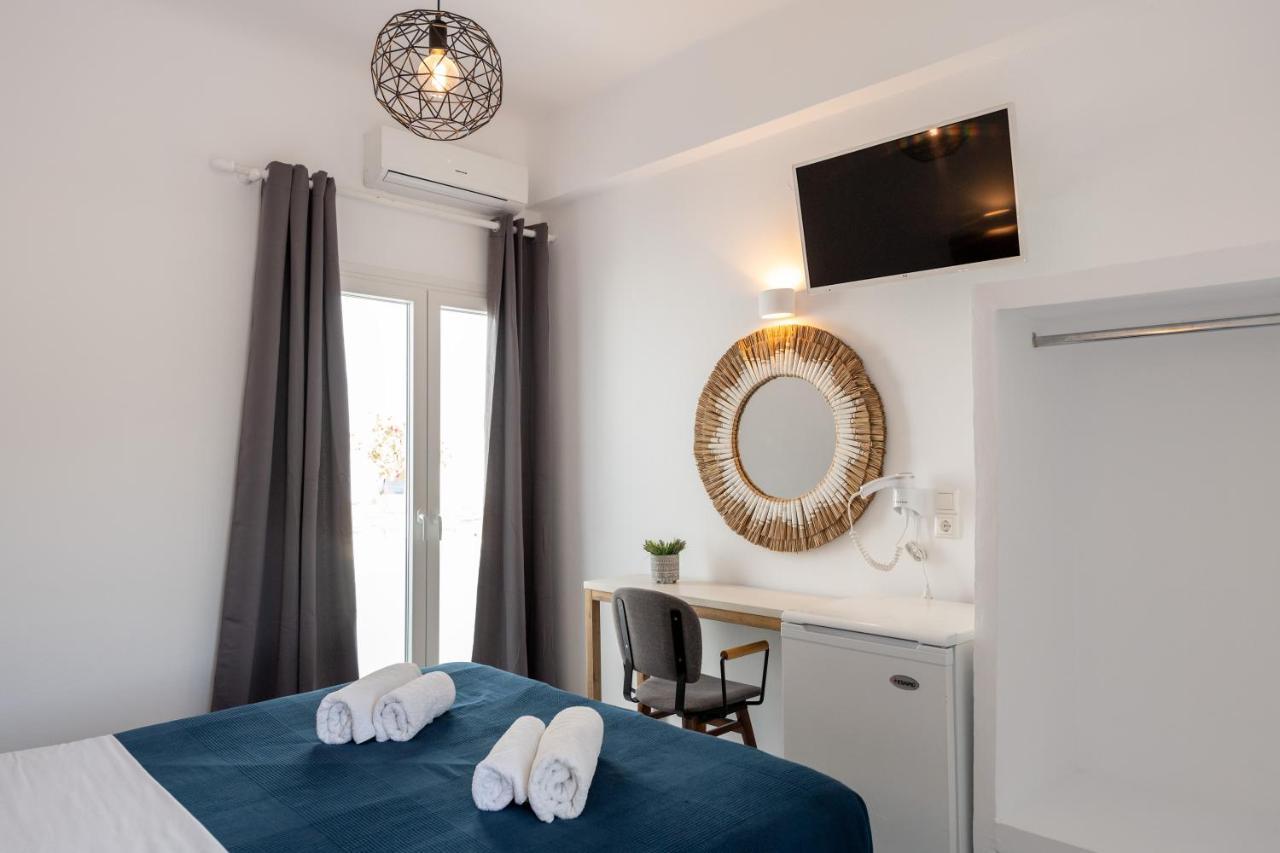 Galinos Hotel For Adults Only Paro Esterno foto