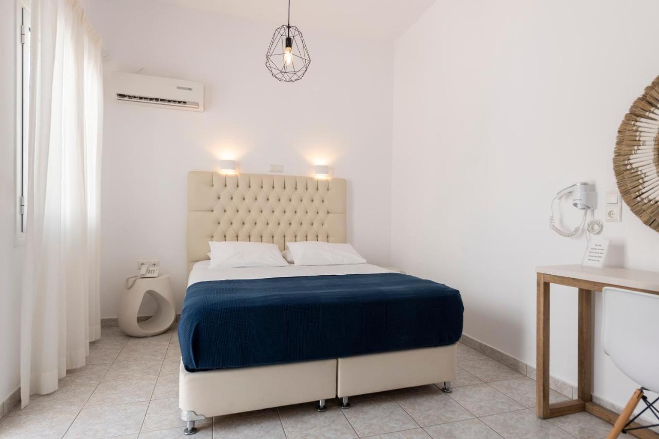 Galinos Hotel For Adults Only Paro Esterno foto
