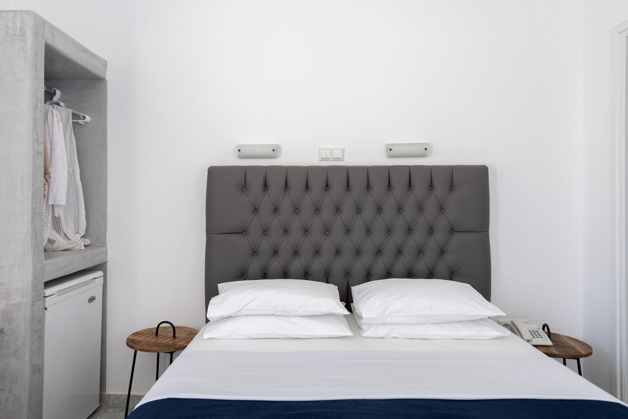 Galinos Hotel For Adults Only Paro Esterno foto